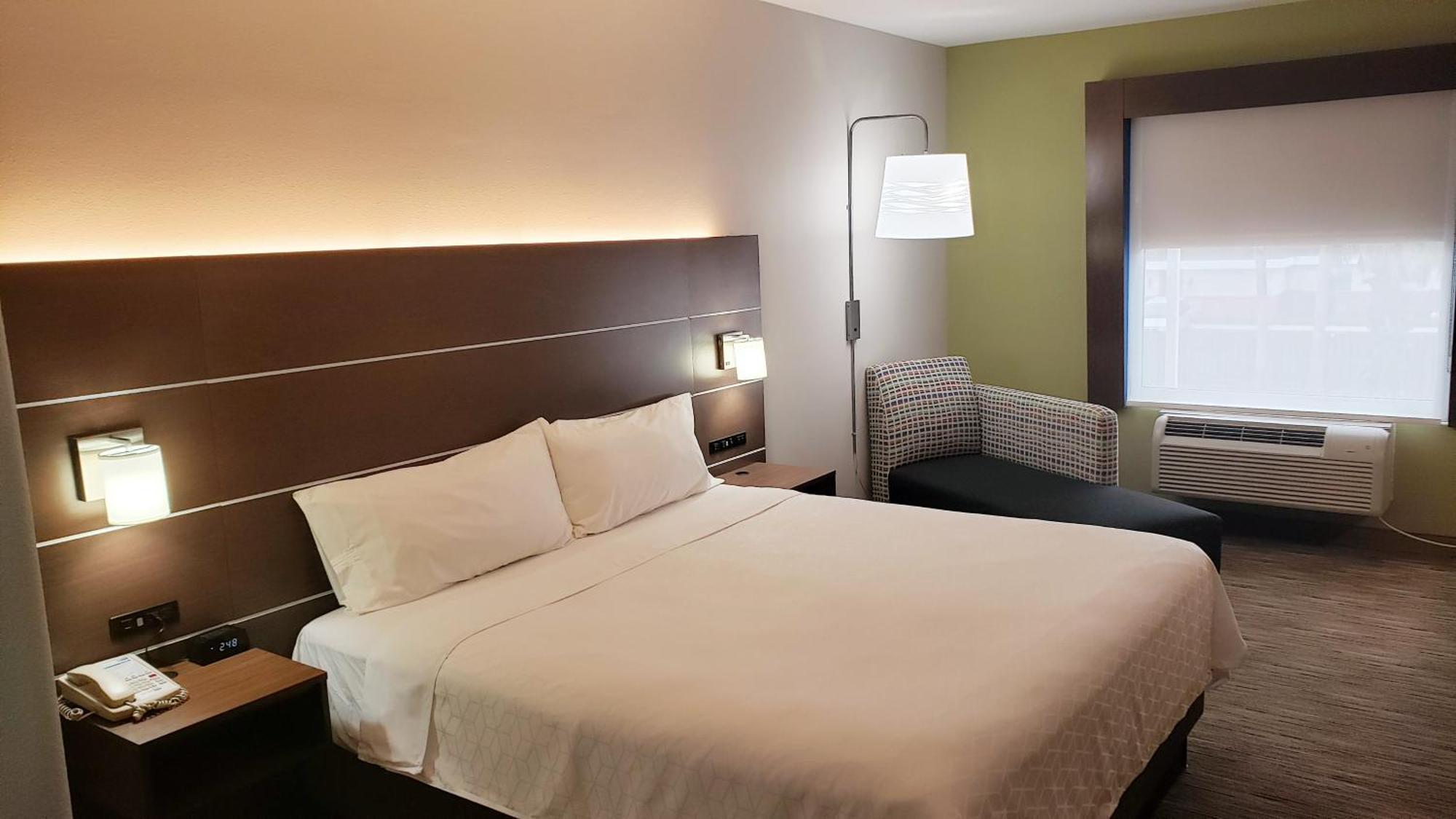 Holiday Inn Express Hotel And Suites Weslaco By Ihg Zewnętrze zdjęcie