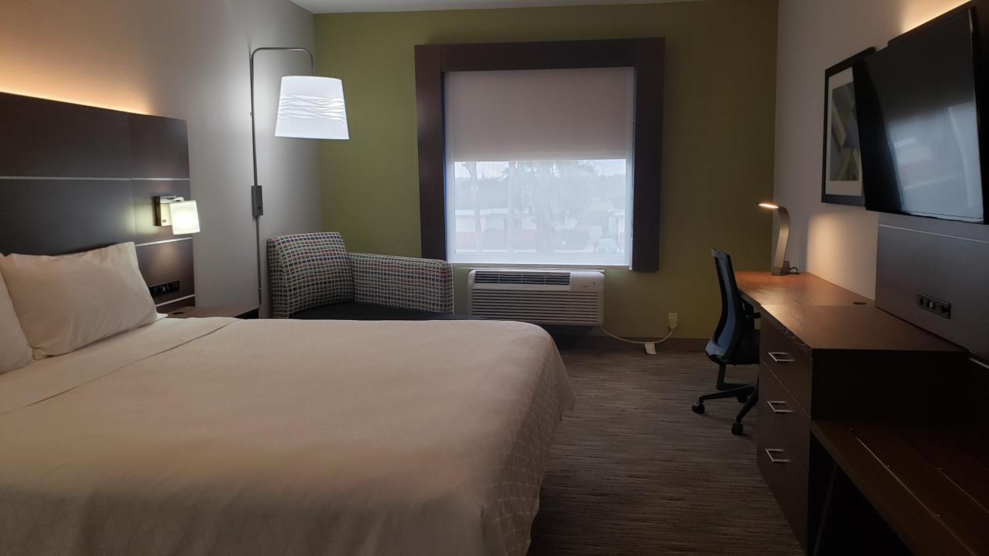 Holiday Inn Express Hotel And Suites Weslaco By Ihg Zewnętrze zdjęcie