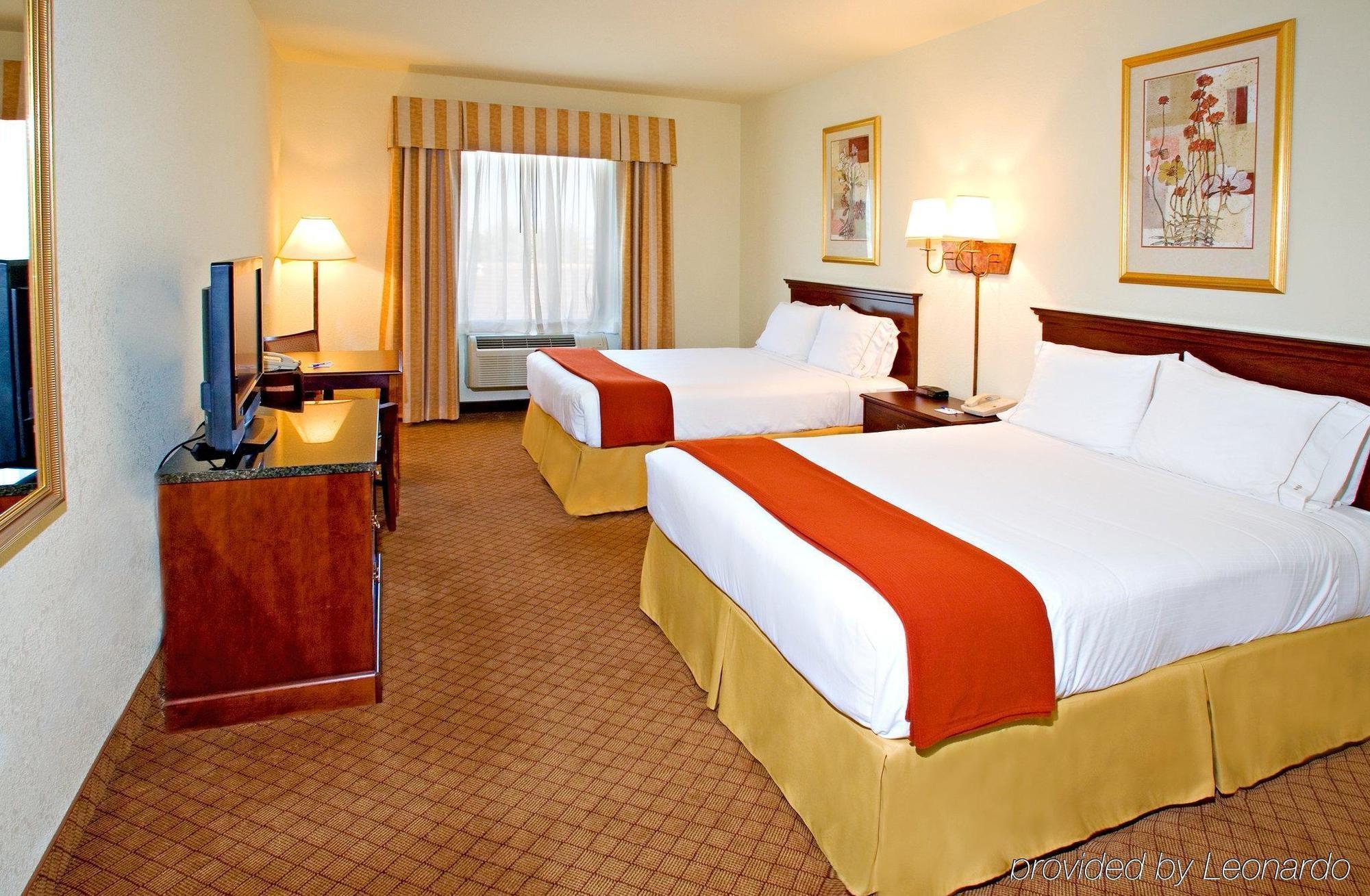 Holiday Inn Express Hotel And Suites Weslaco By Ihg Pokój zdjęcie