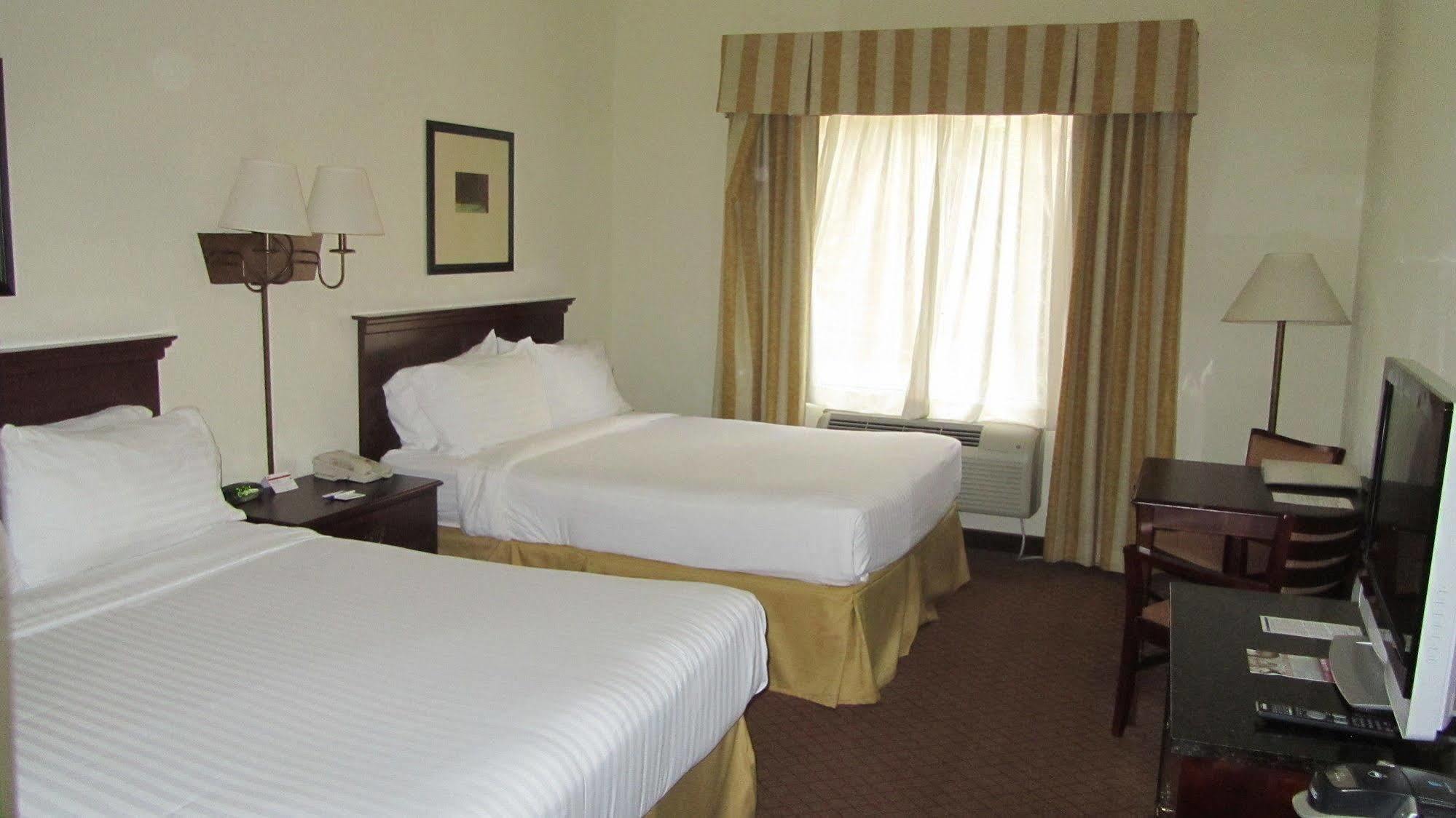 Holiday Inn Express Hotel And Suites Weslaco By Ihg Zewnętrze zdjęcie