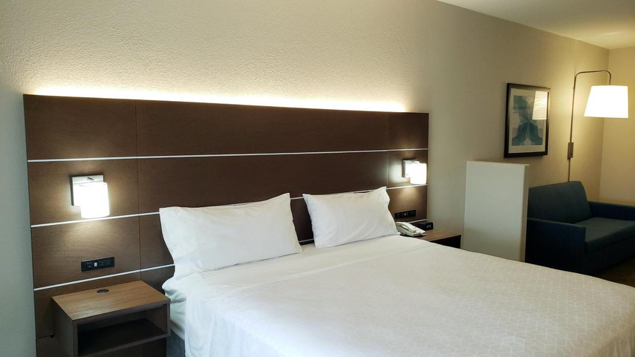 Holiday Inn Express Hotel And Suites Weslaco By Ihg Zewnętrze zdjęcie