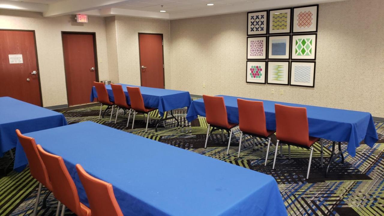 Holiday Inn Express Hotel And Suites Weslaco By Ihg Zewnętrze zdjęcie