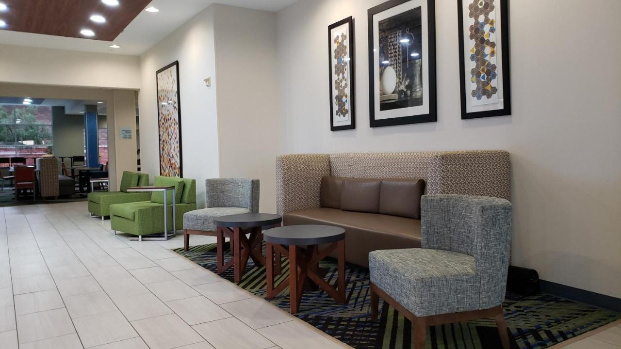 Holiday Inn Express Hotel And Suites Weslaco By Ihg Zewnętrze zdjęcie