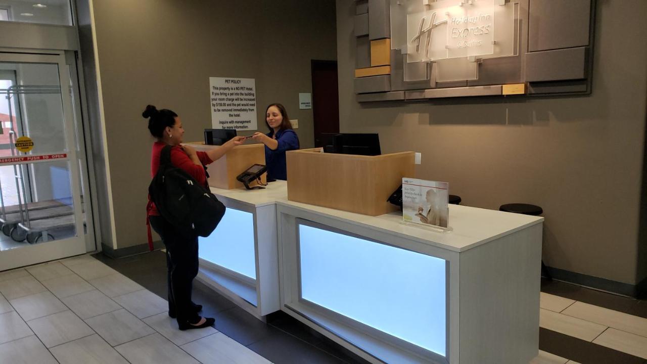 Holiday Inn Express Hotel And Suites Weslaco By Ihg Zewnętrze zdjęcie