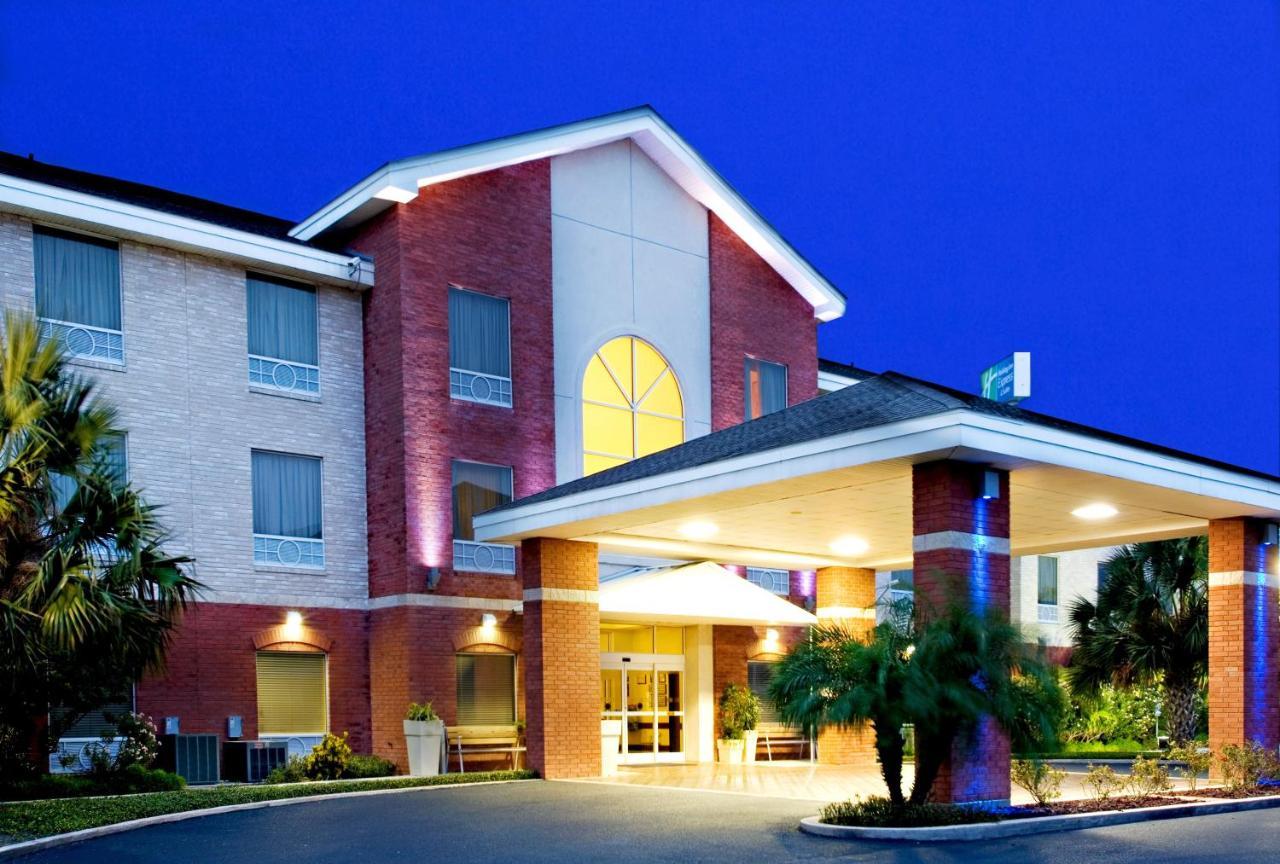 Holiday Inn Express Hotel And Suites Weslaco By Ihg Zewnętrze zdjęcie
